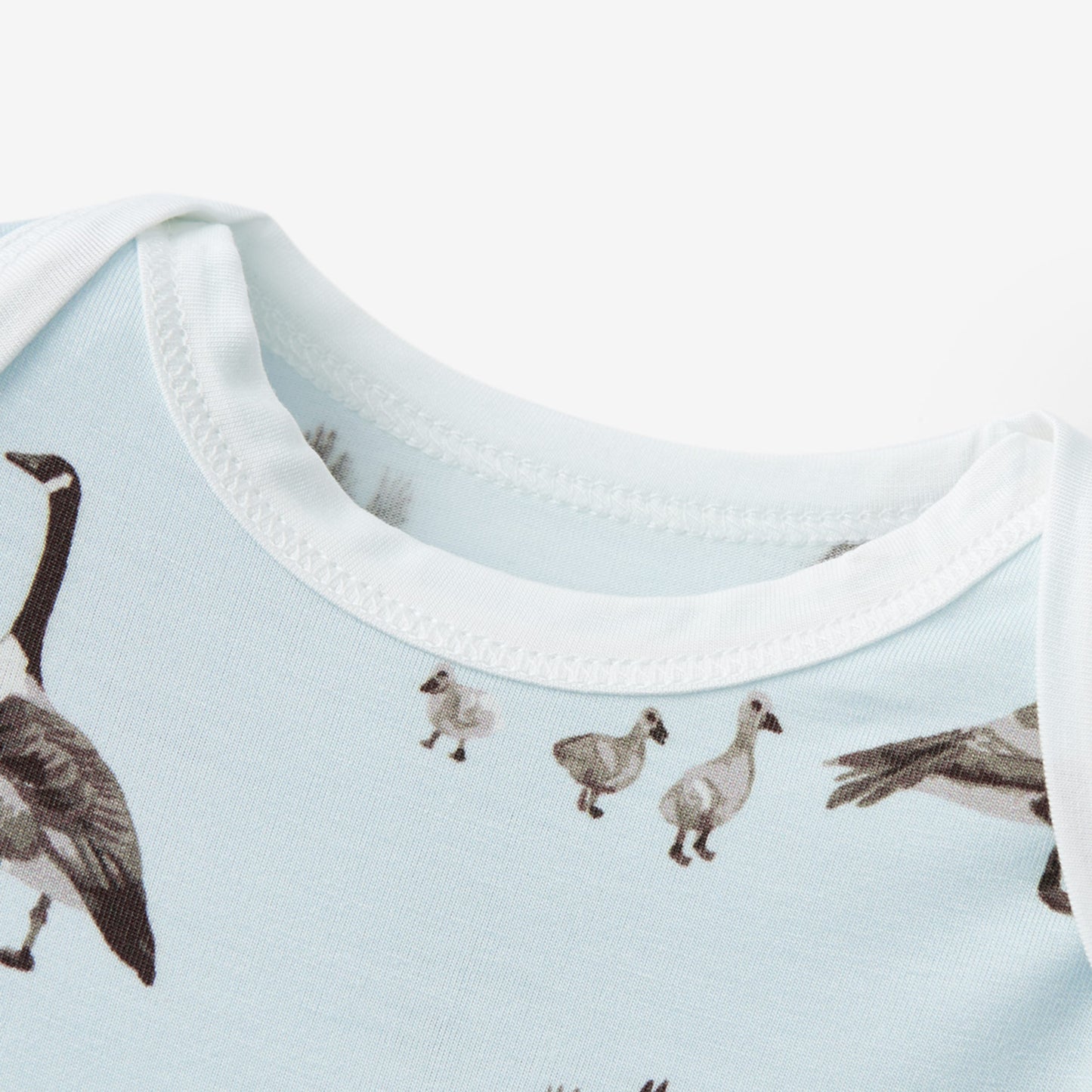 Goose Luxe Stretch Newborn Gown & Hat Set
