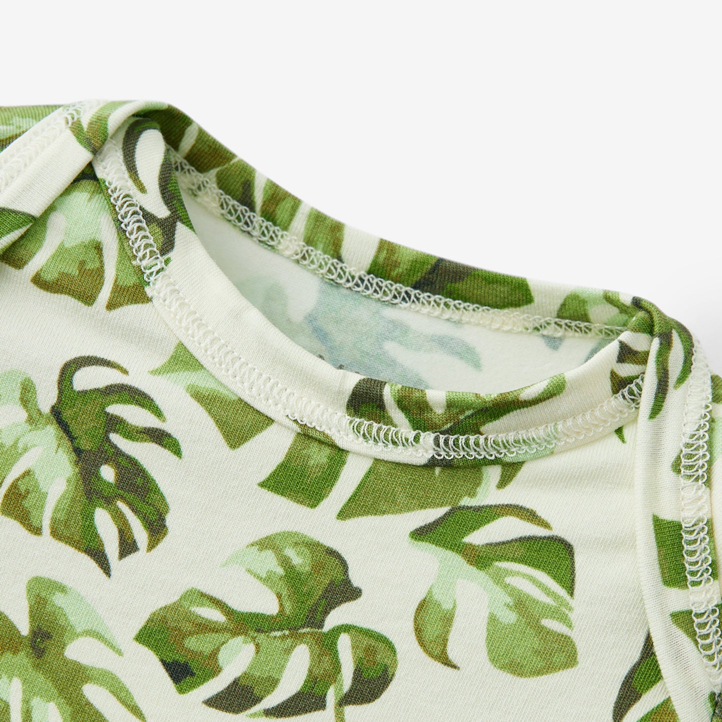 Island Leaf Cotton Stretch Newborn Gown & Hat Set