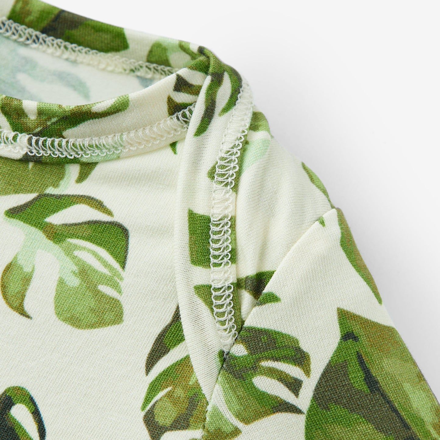 Island Leaf Cotton Stretch Newborn Gown & Hat Set