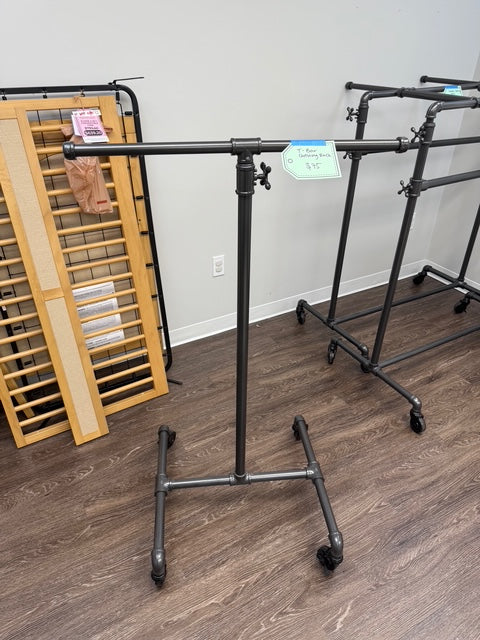 Pipeline 2-Way Clothing Rack