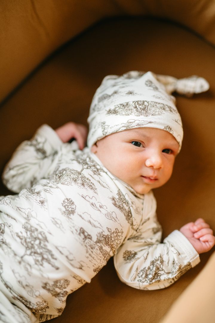 Country Toile Luxe Stretch Newborn Gown & Hat Set