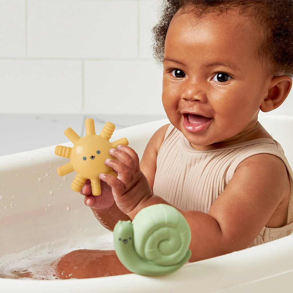 Itzy Ritzy Squirt Squeeze Bath Toys
