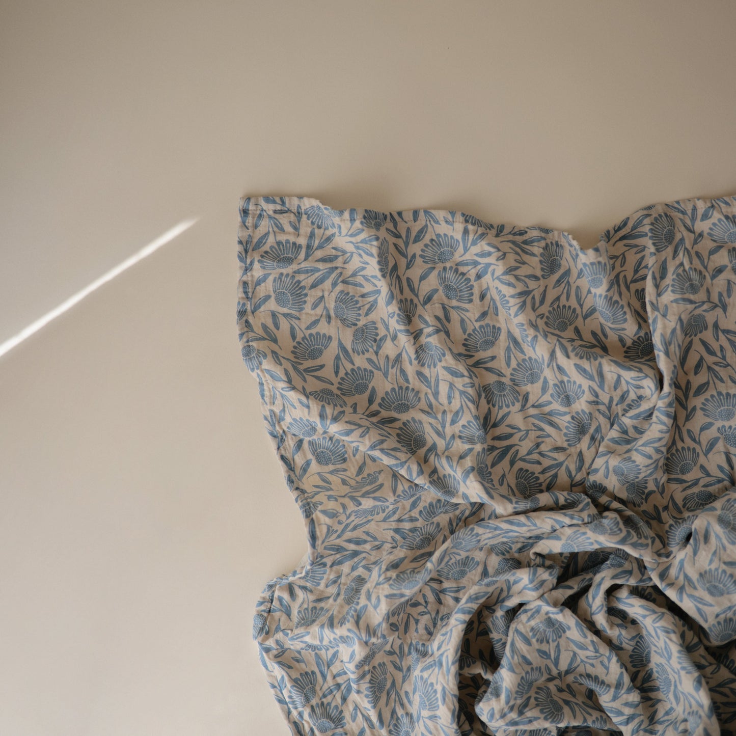 Organic Cotton Muslin Swaddle Blanket - Babies in Bloom