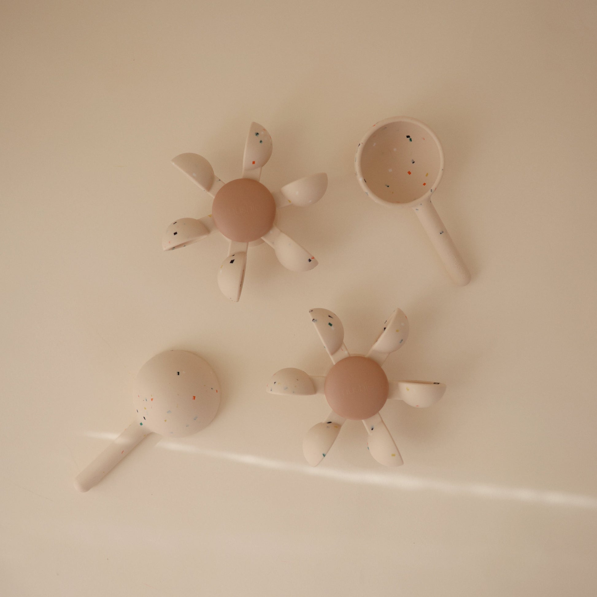 Water Wheel Bath Toy - Babies in Bloom