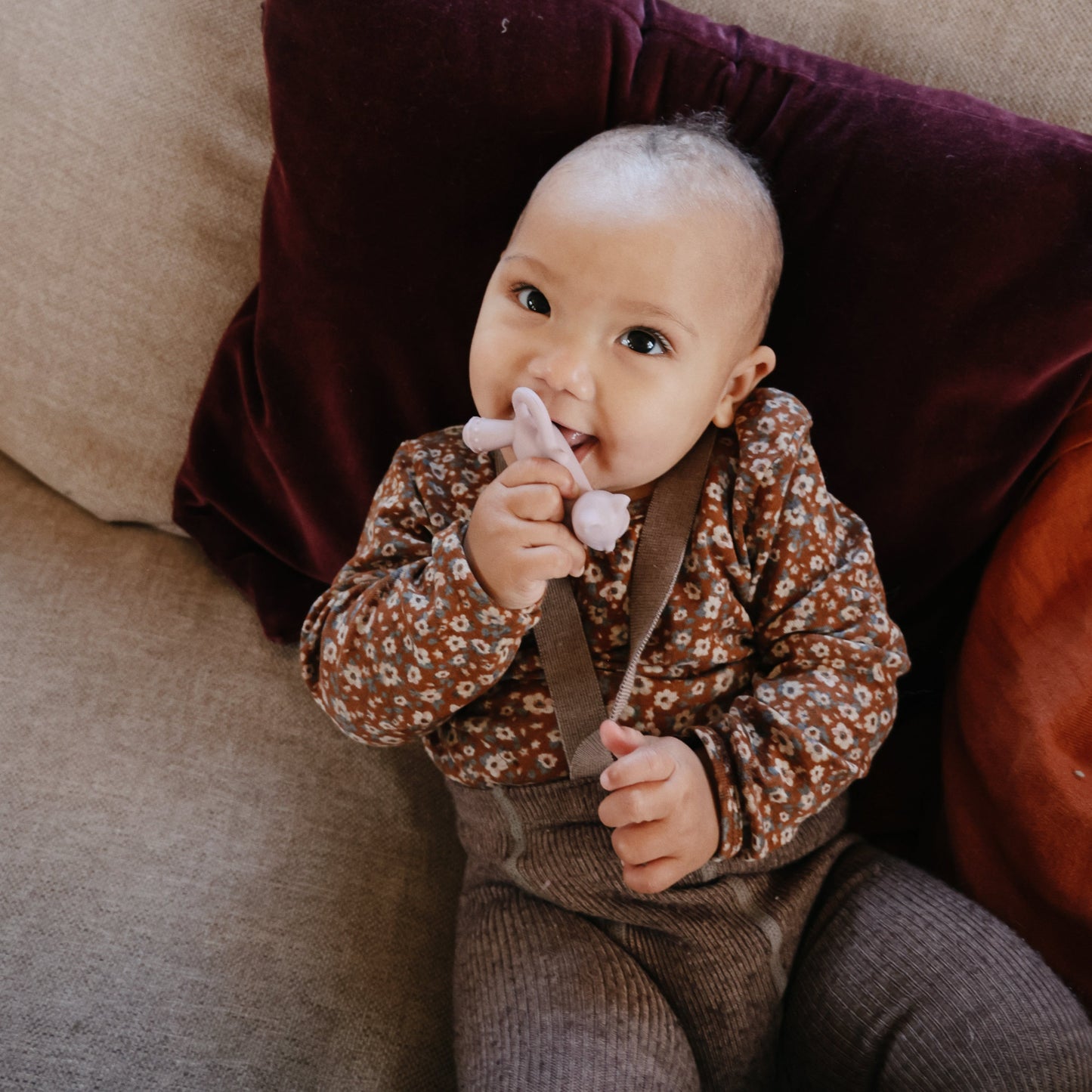 Cat Figurine Teether - Babies in Bloom