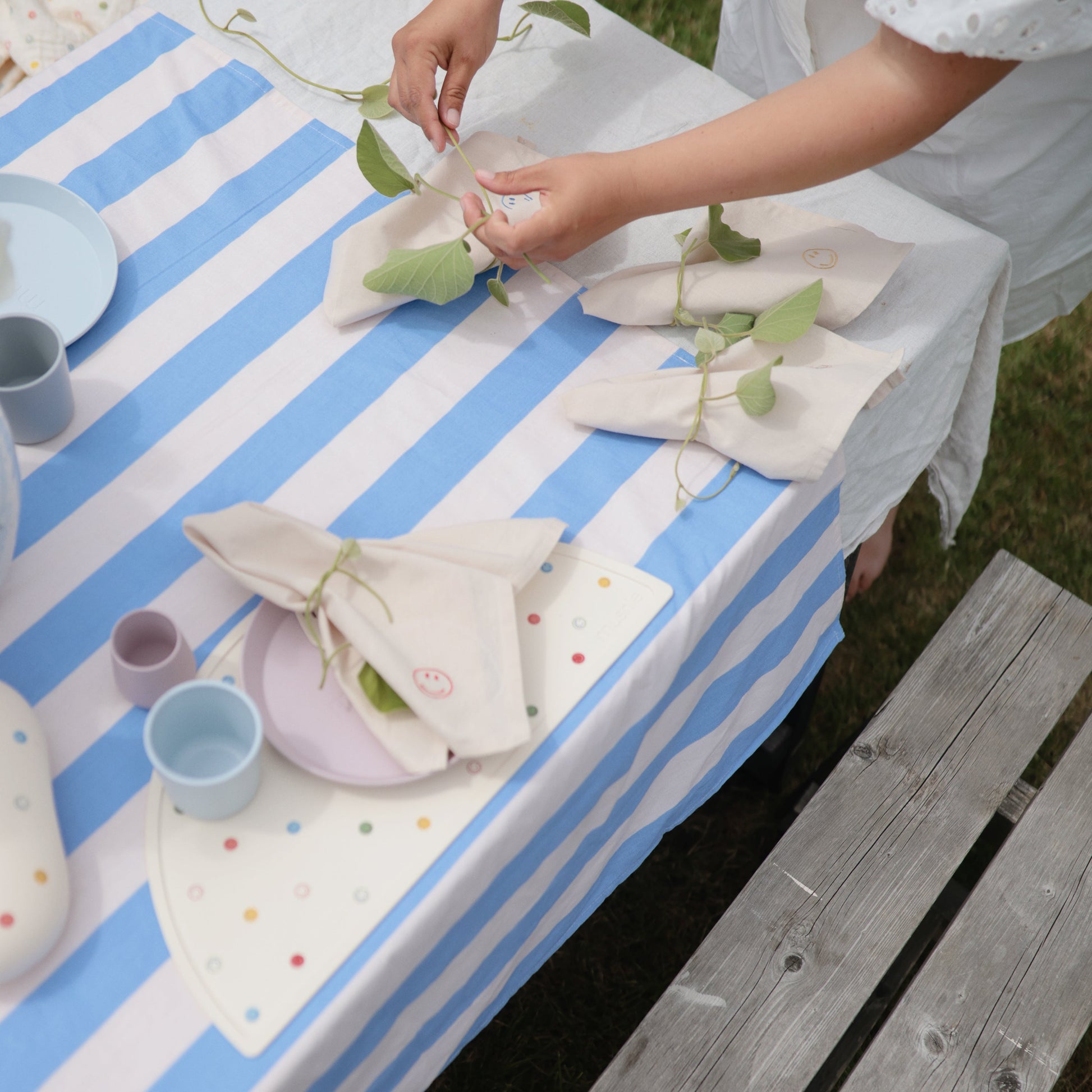 Silicone Placemat - Babies in Bloom