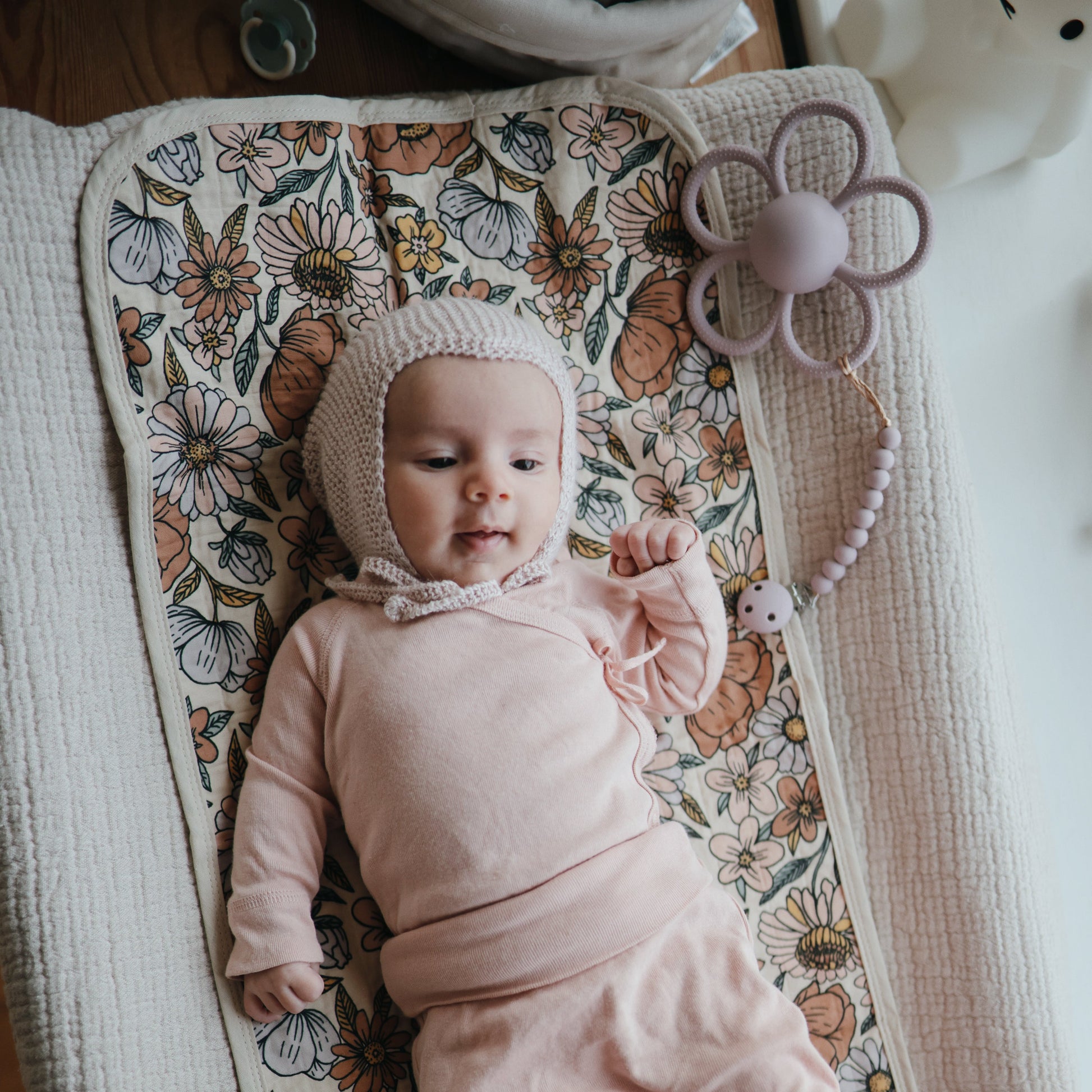 Silicone Pacifier Clip | Hera - Babies in Bloom
