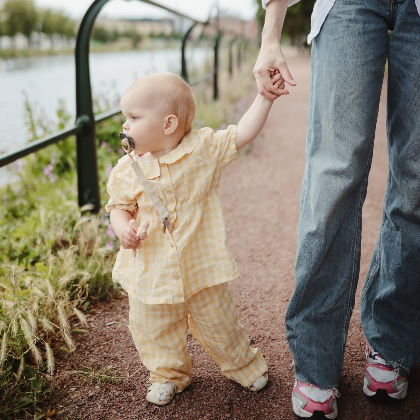 Linen Pacifier Clip 2-Pack - Babies in Bloom