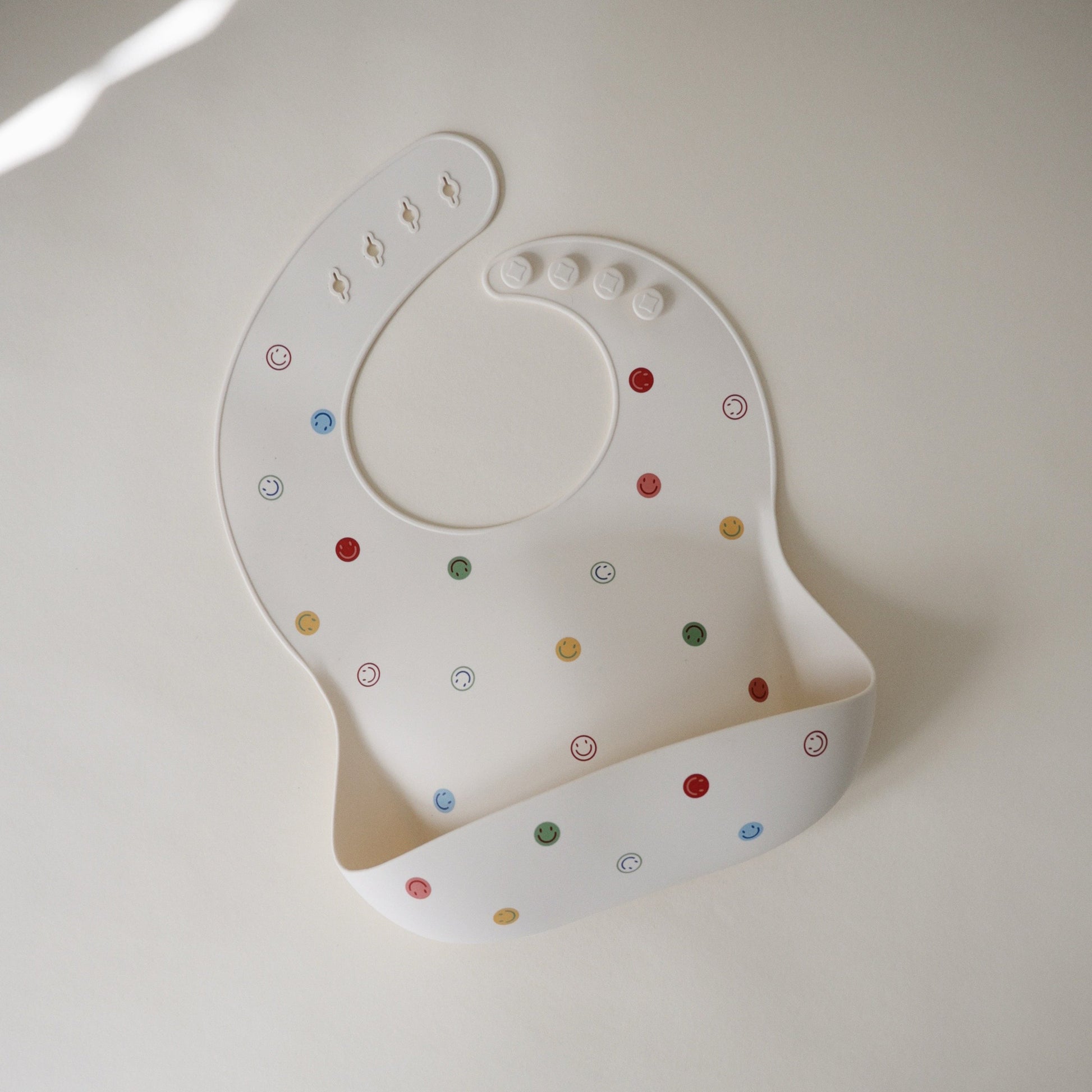 Silicone Baby Bib - Babies in Bloom