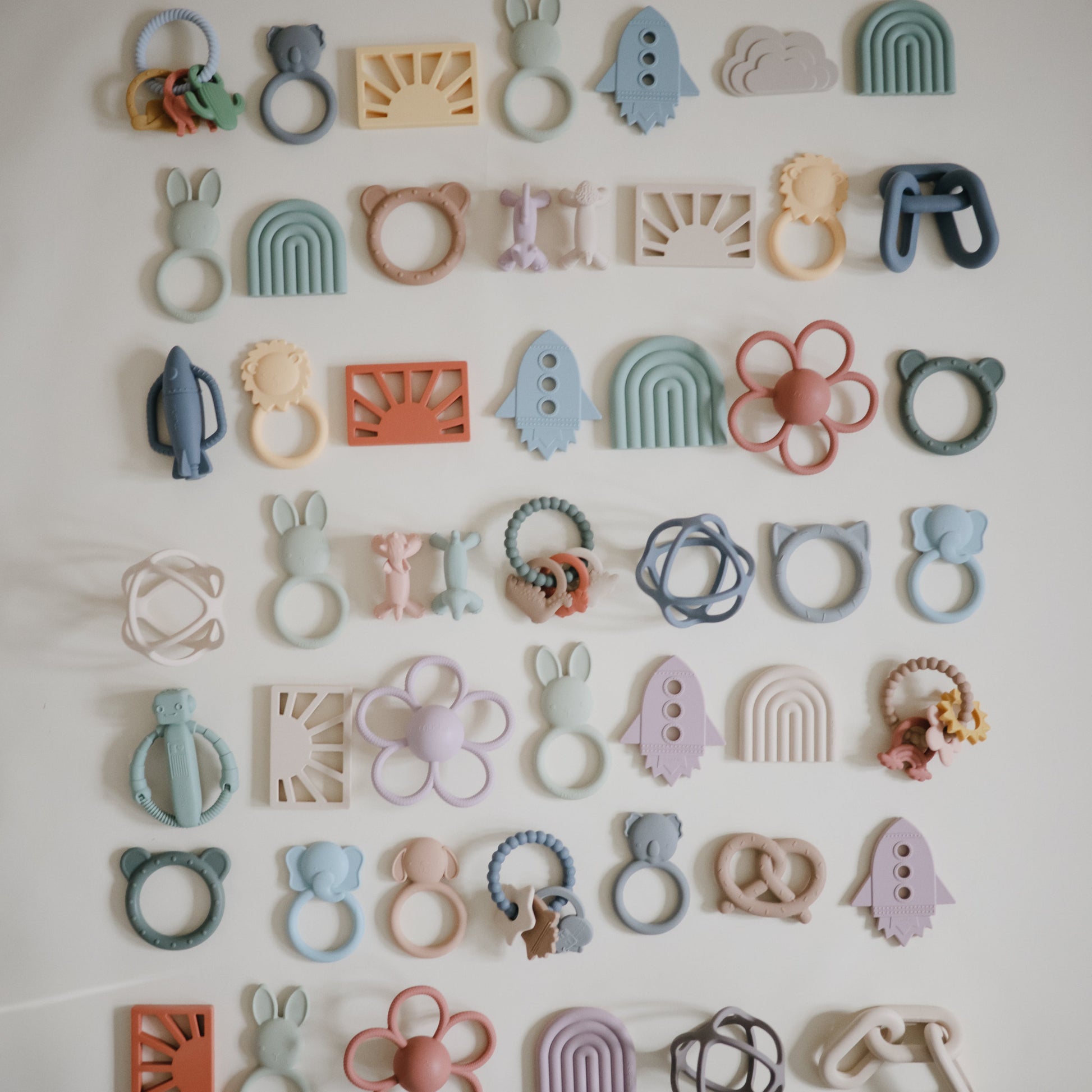 Cat Figurine Teether - Babies in Bloom