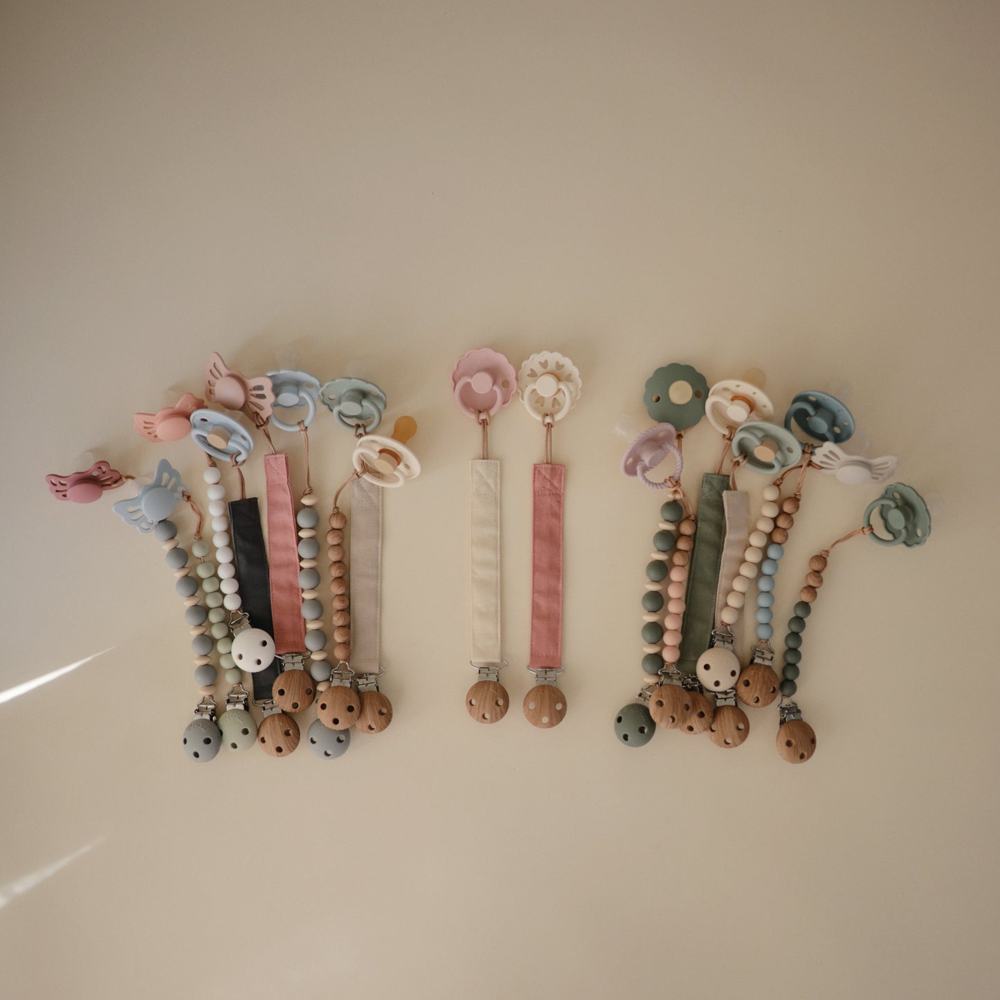 Linen Pacifier Clip 2-Pack - Babies in Bloom