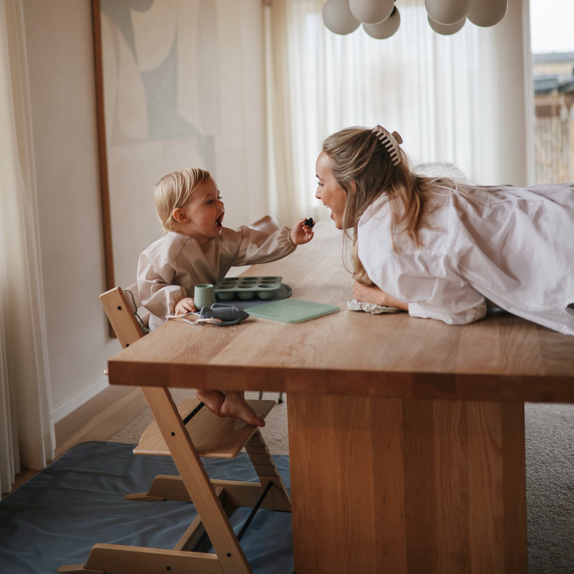 Long Sleeve Bib - Babies in Bloom