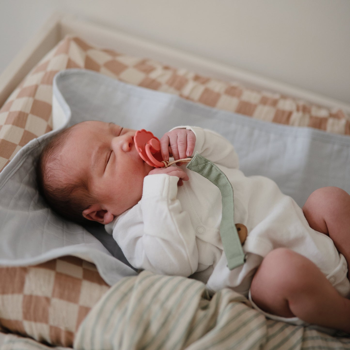 Linen Pacifier Clip 2-Pack - Babies in Bloom