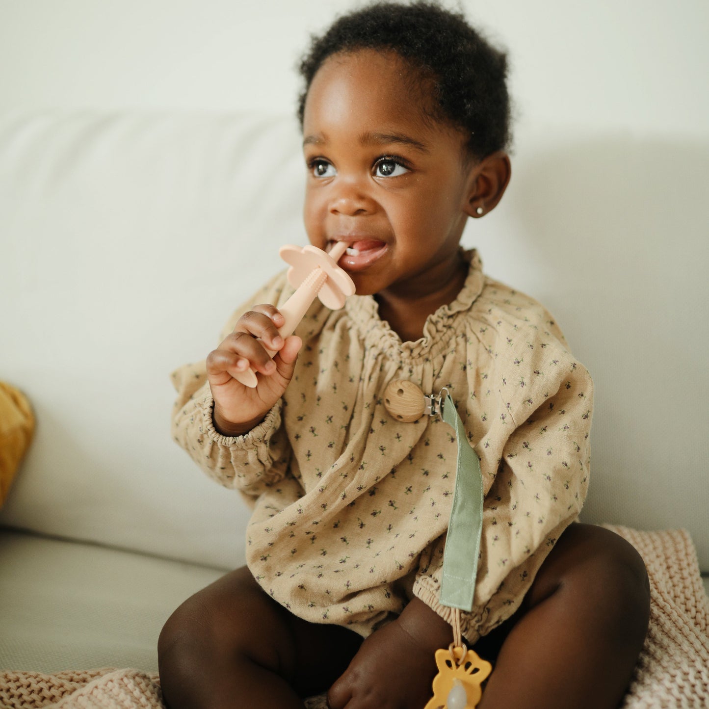 Linen Pacifier Clip 2-Pack - Babies in Bloom