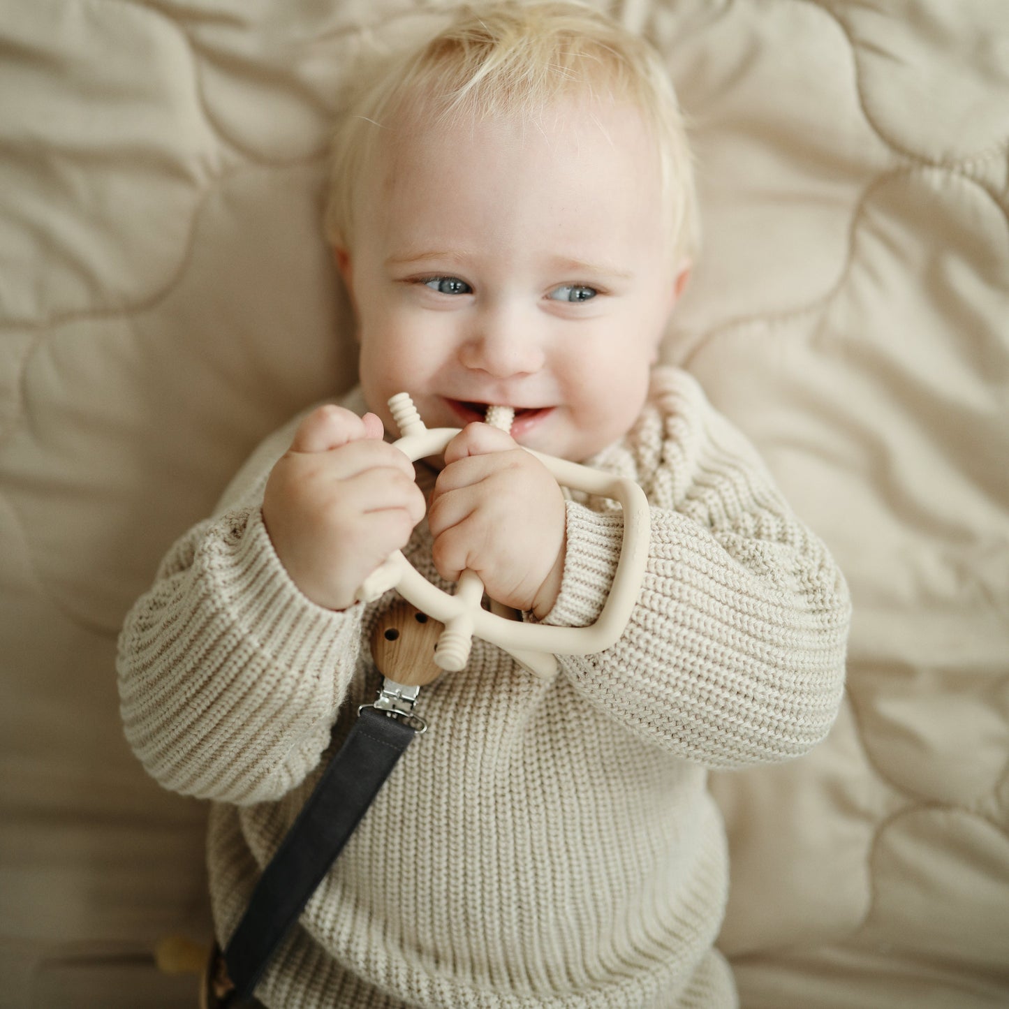 Linen Pacifier Clip 2-Pack - Babies in Bloom