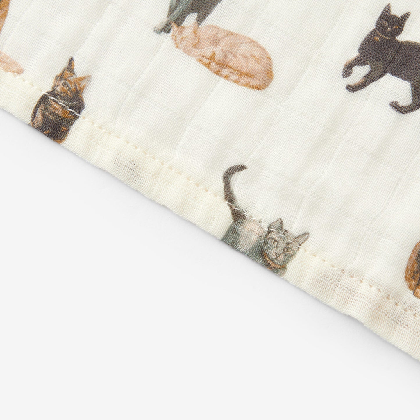 Cat Organic Cotton Two-Piece Burp Cloth Set