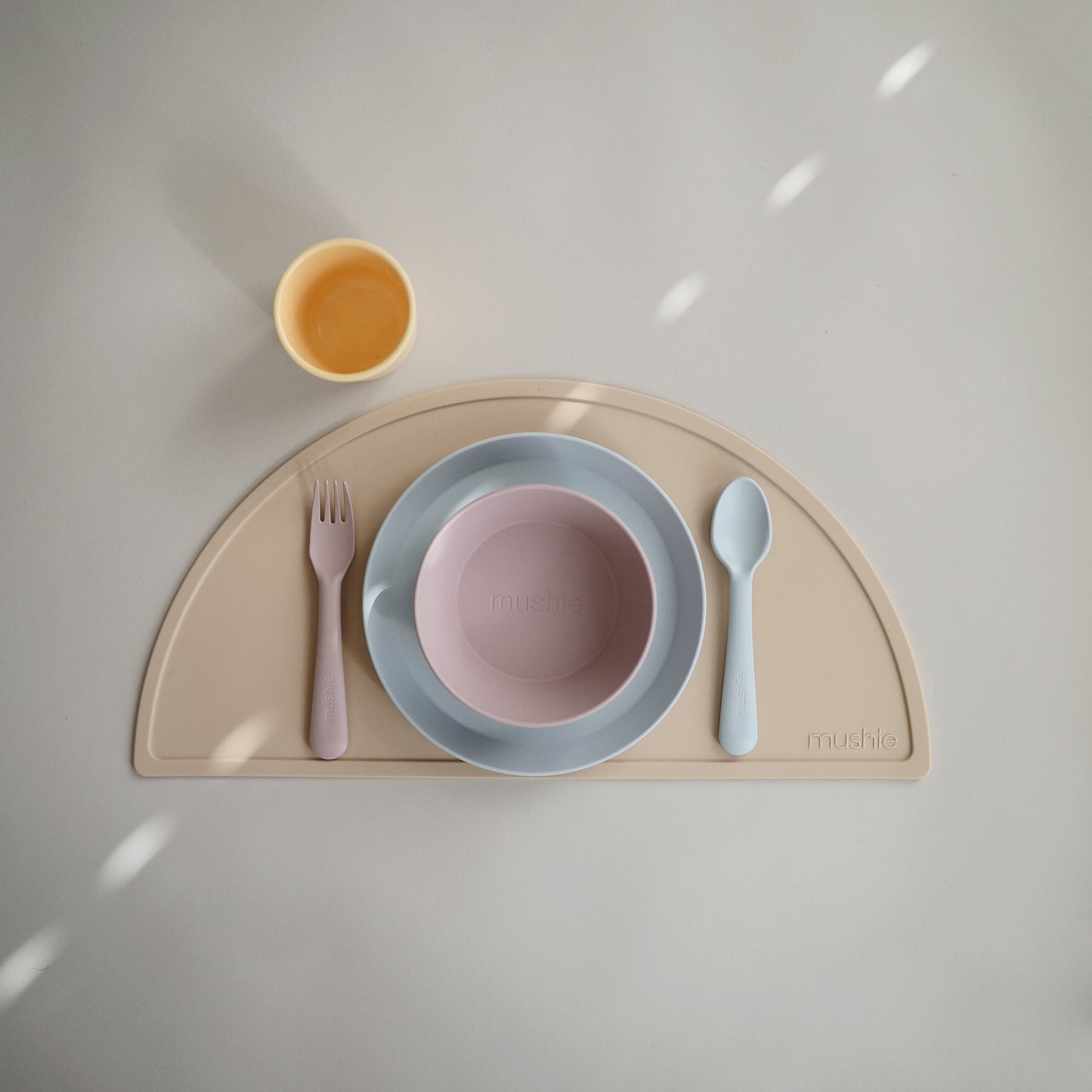 Dinnerware Cups - Babies in Bloom