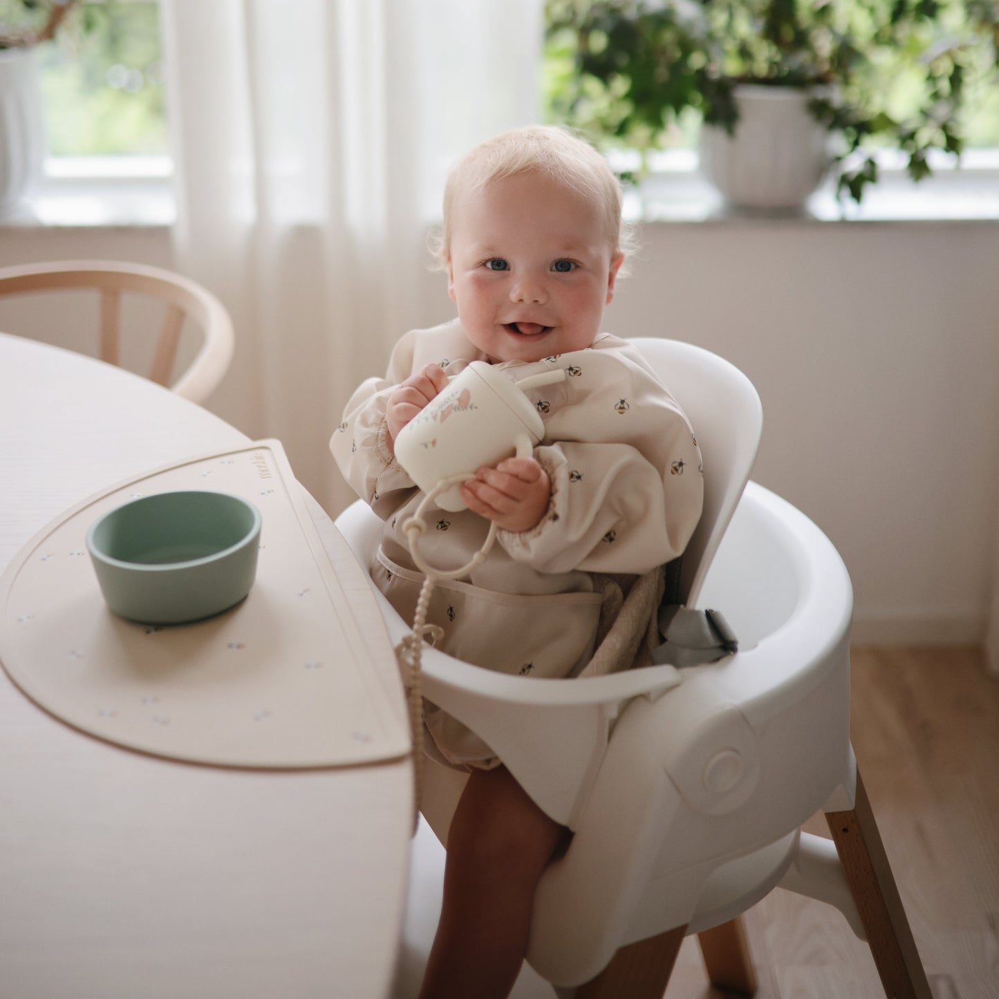 Long Sleeve Bib - Babies in Bloom