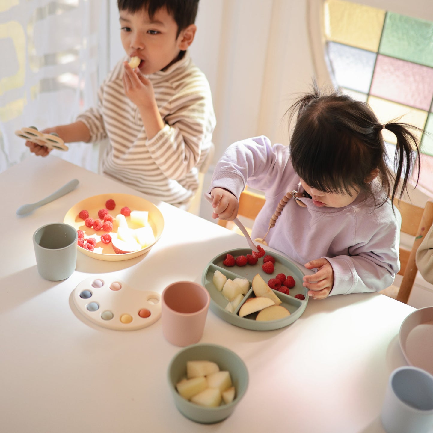 Dinnerware Cups - Babies in Bloom