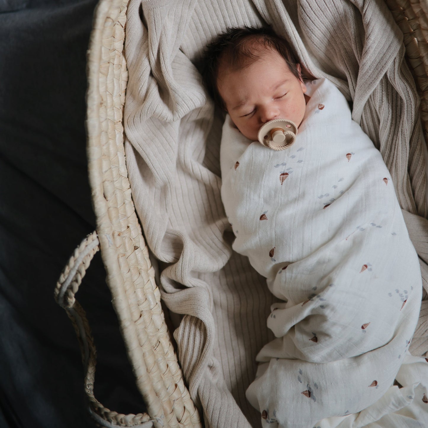 Organic Cotton Muslin Swaddle Blanket - Babies in Bloom