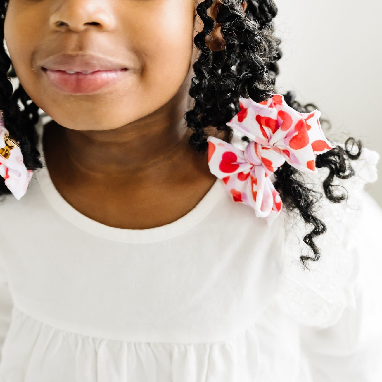 2PK PRINTED BABY FAB CLIPS: leo love