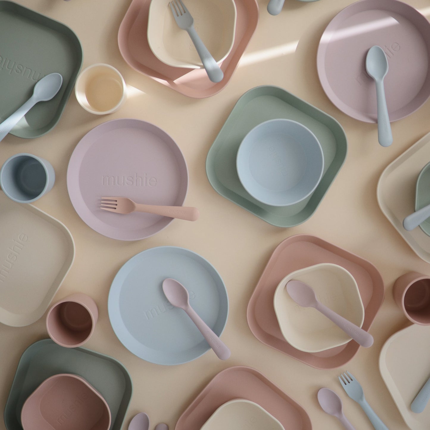 Dinnerware Cups - Babies in Bloom
