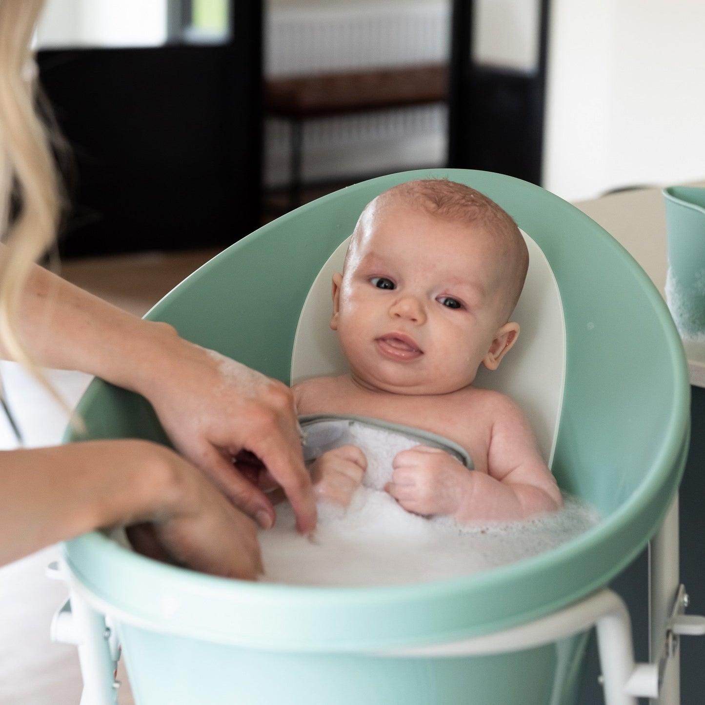 Shnuggle Bath Accessories Bundle - Ellie Scoop, Washy Jug, Boats & Wishy Toy - 4-Piece Set
