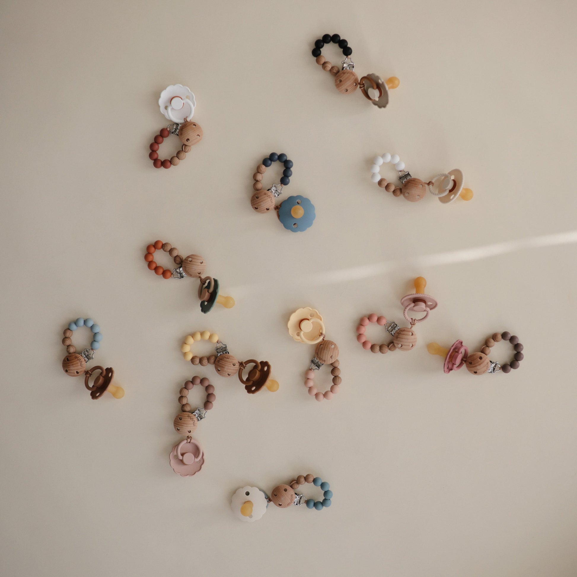 Silicone Pacifier Clip | Eva - Babies in Bloom