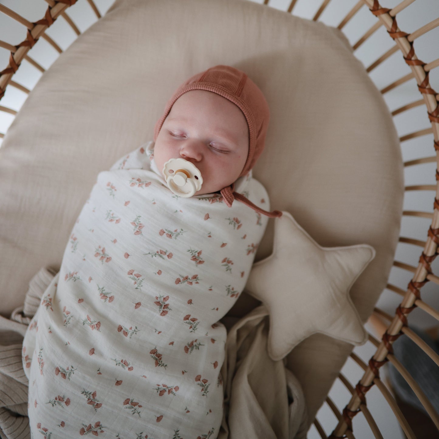 Extra Soft Bassinet Muslin Crib Sheet - Babies in Bloom