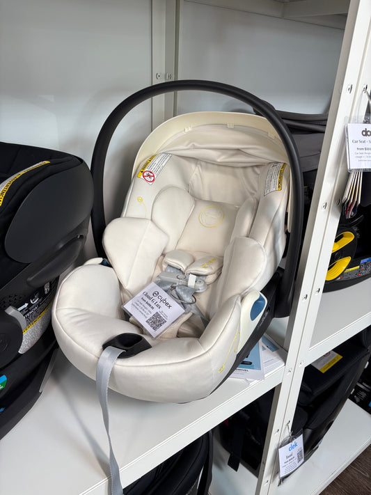 Cybex Cloud G Lux Extended Infant Car Seat - Floor Model