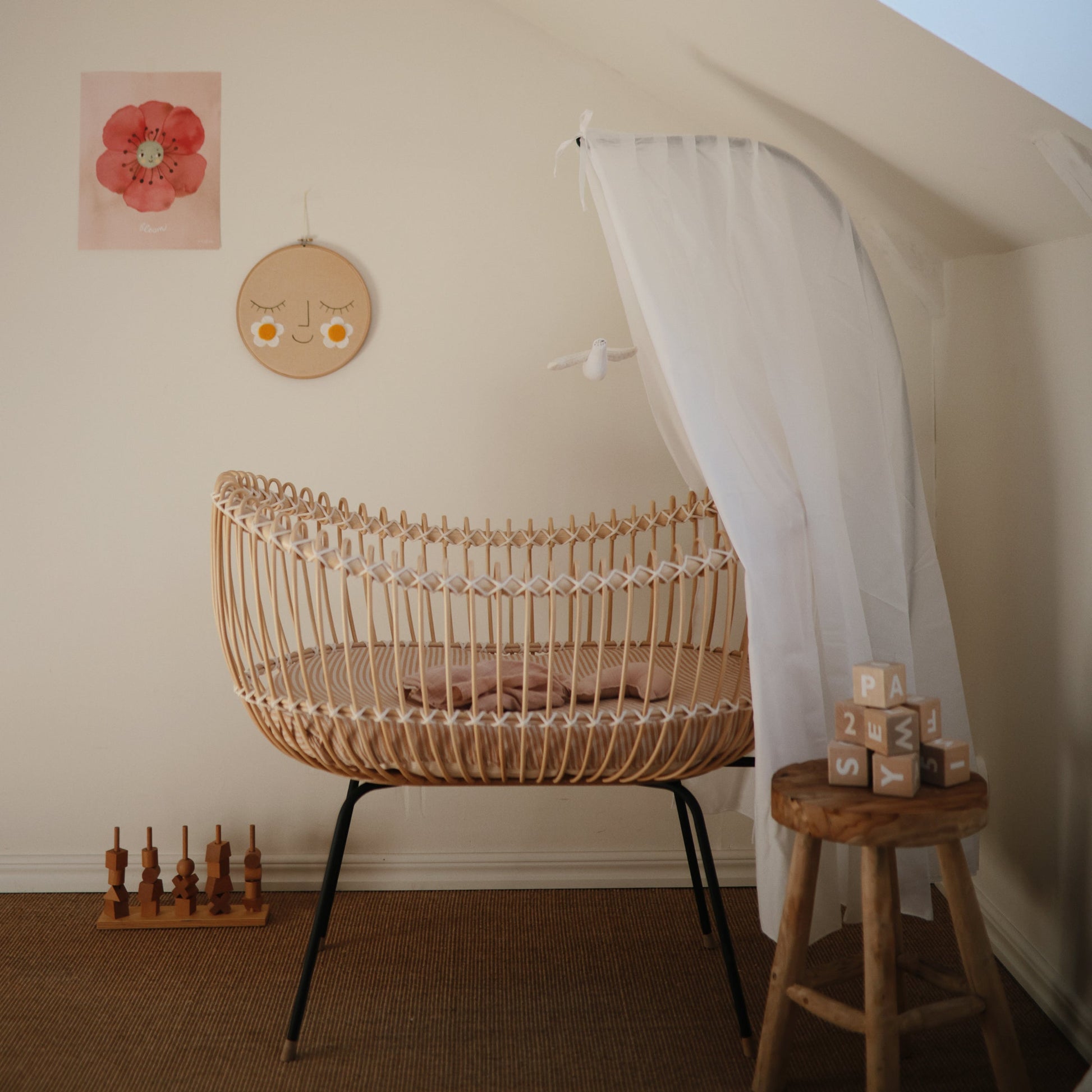 Mini Muslin Crib Sheet - Babies in Bloom