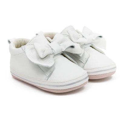 Aria First Kicks White