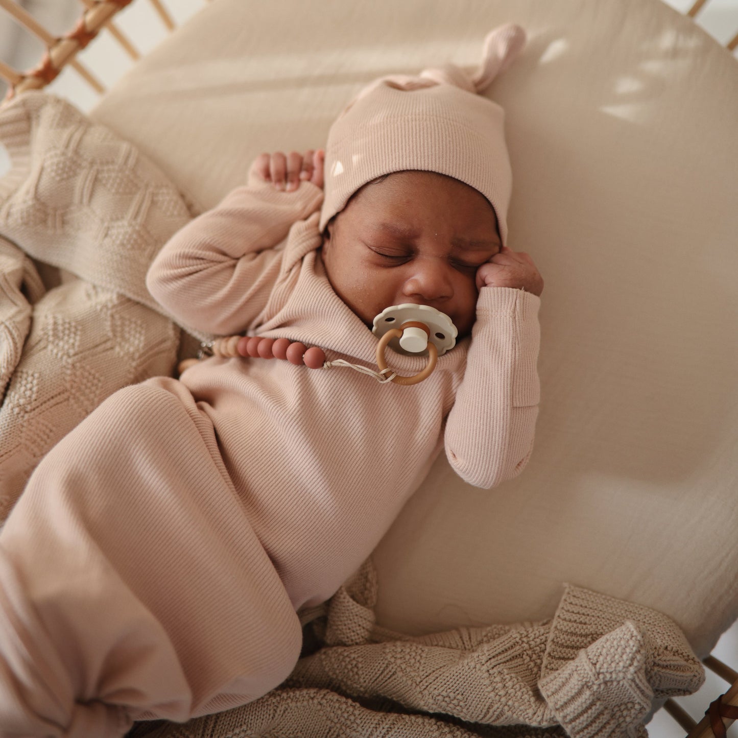 Extra Soft Muslin Crib Sheet - Babies in Bloom
