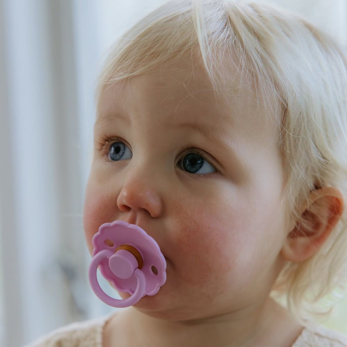 FRIGG Natural Rubber Pacifier 4-Pack - Babies in Bloom