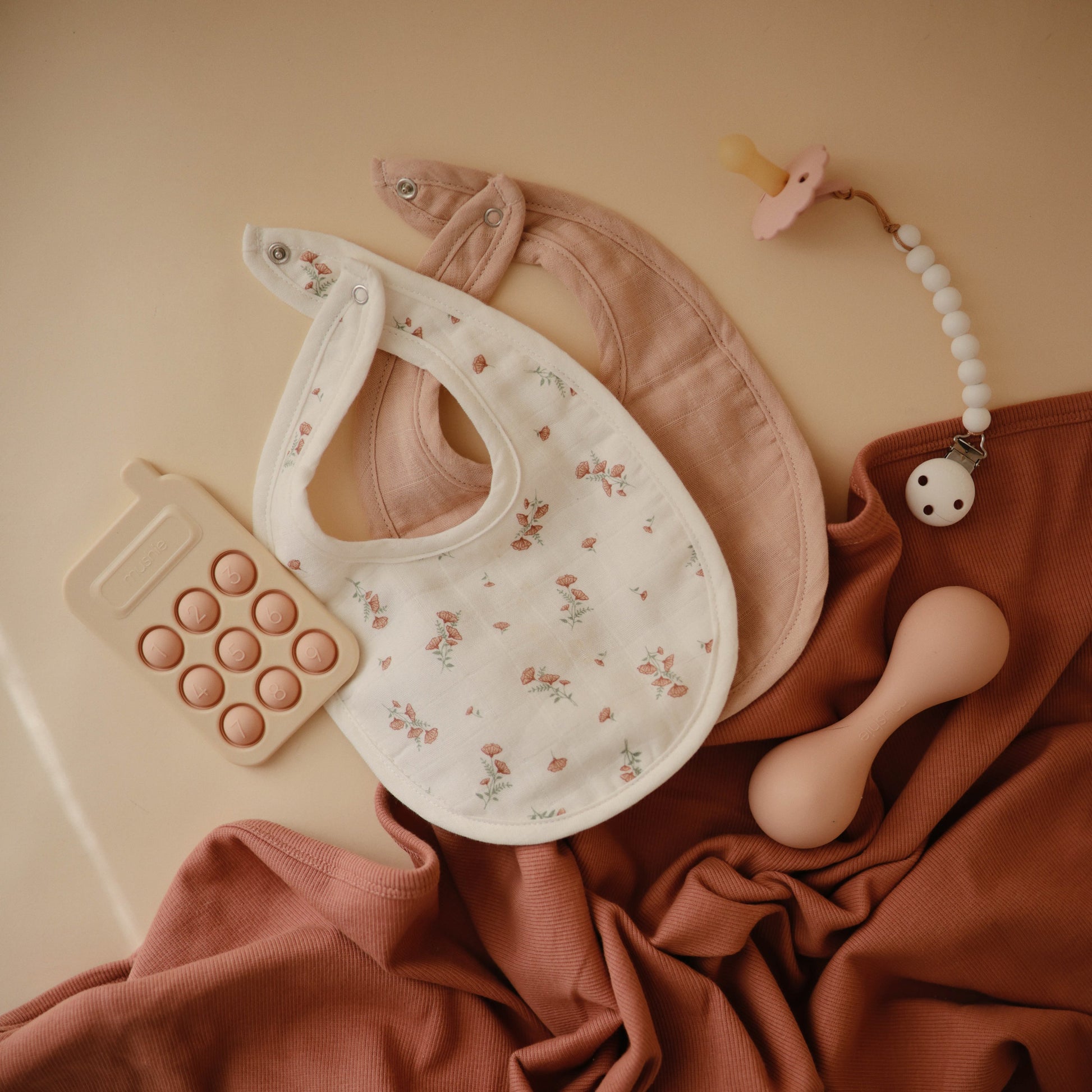 Muslin Bib - Babies in Bloom