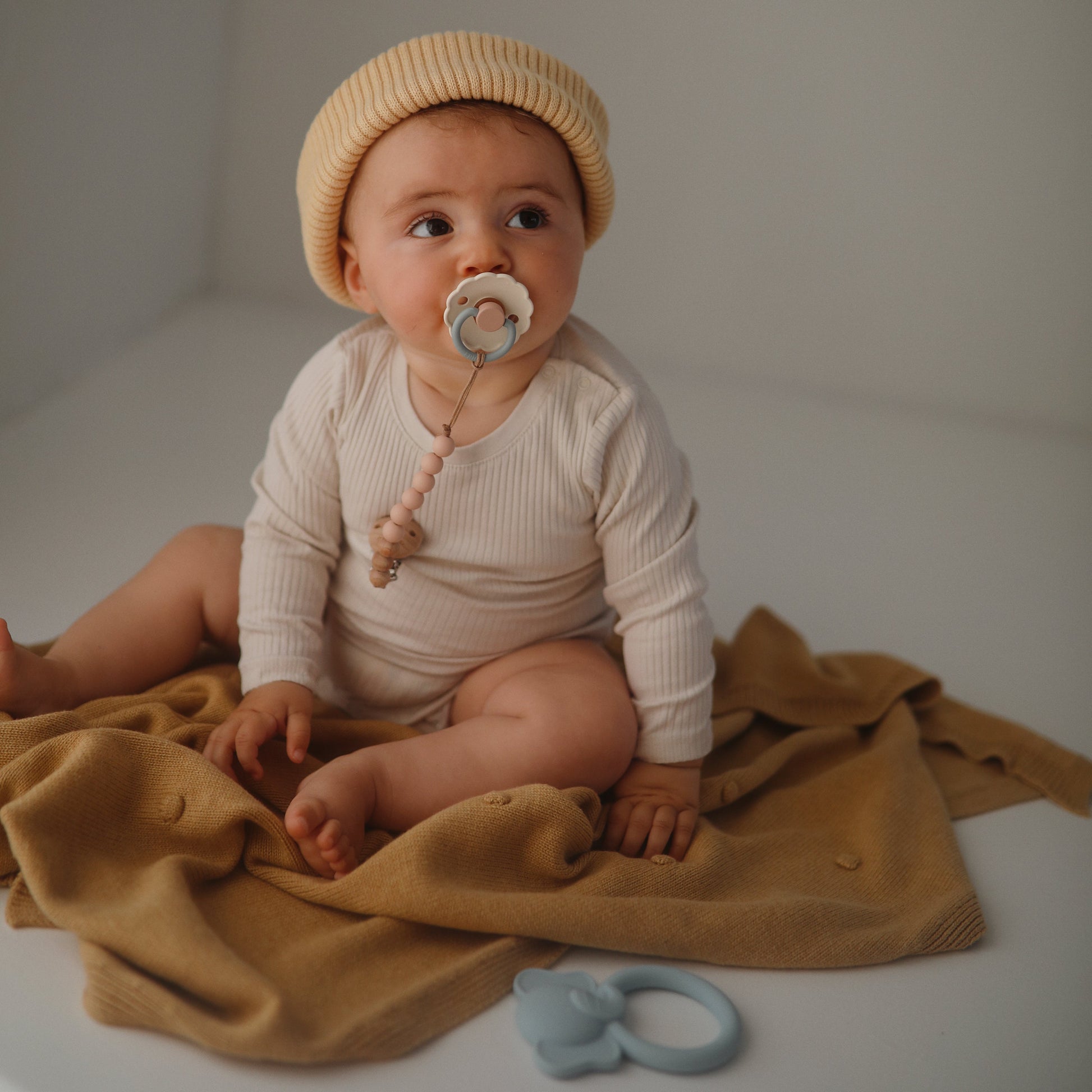 Silicone Pacifier Clip | Eva - Babies in Bloom