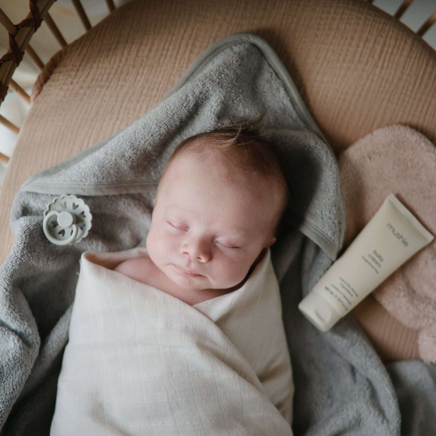 Extra Soft Bassinet Muslin Crib Sheet - Babies in Bloom