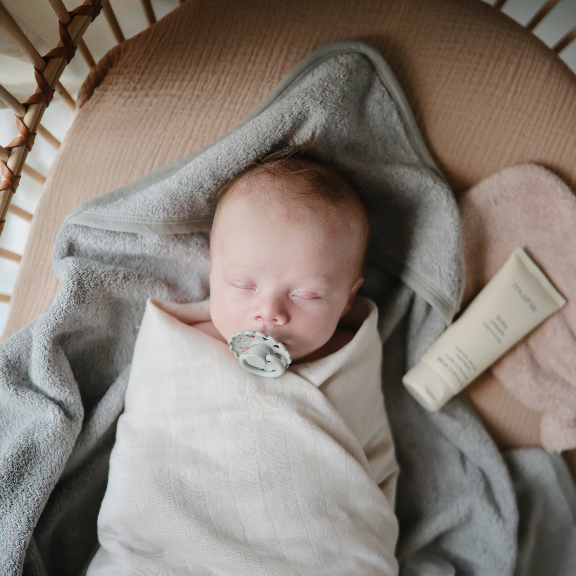 Organic Cotton Muslin Swaddle Blanket - Babies in Bloom