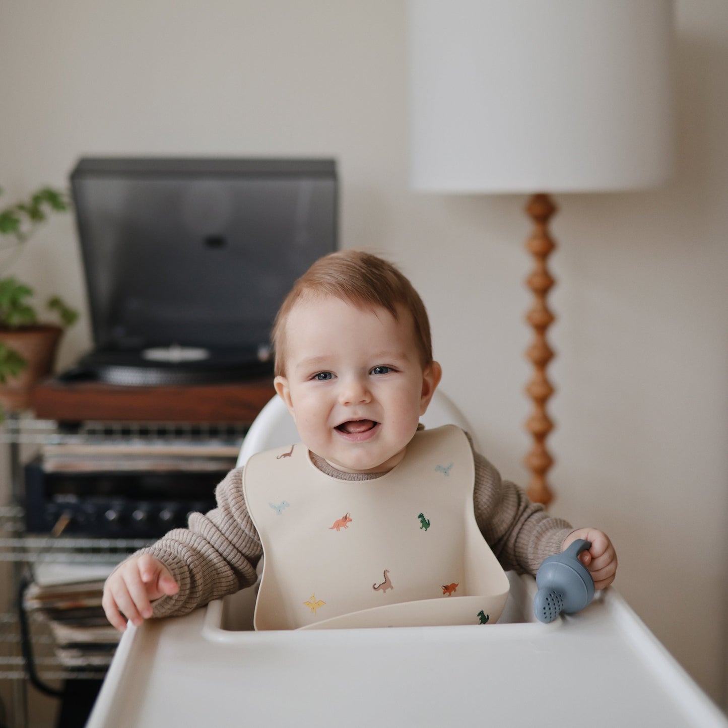 Silicone Baby Bib - Babies in Bloom