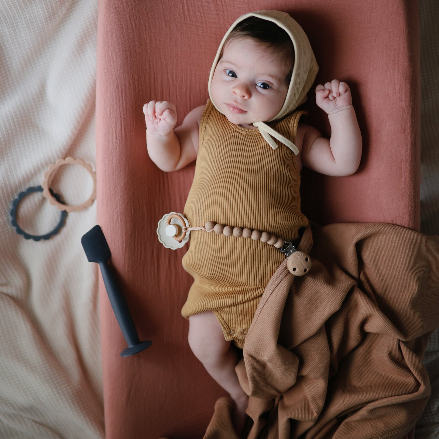 Silicone Pacifier Clip | Hera - Babies in Bloom