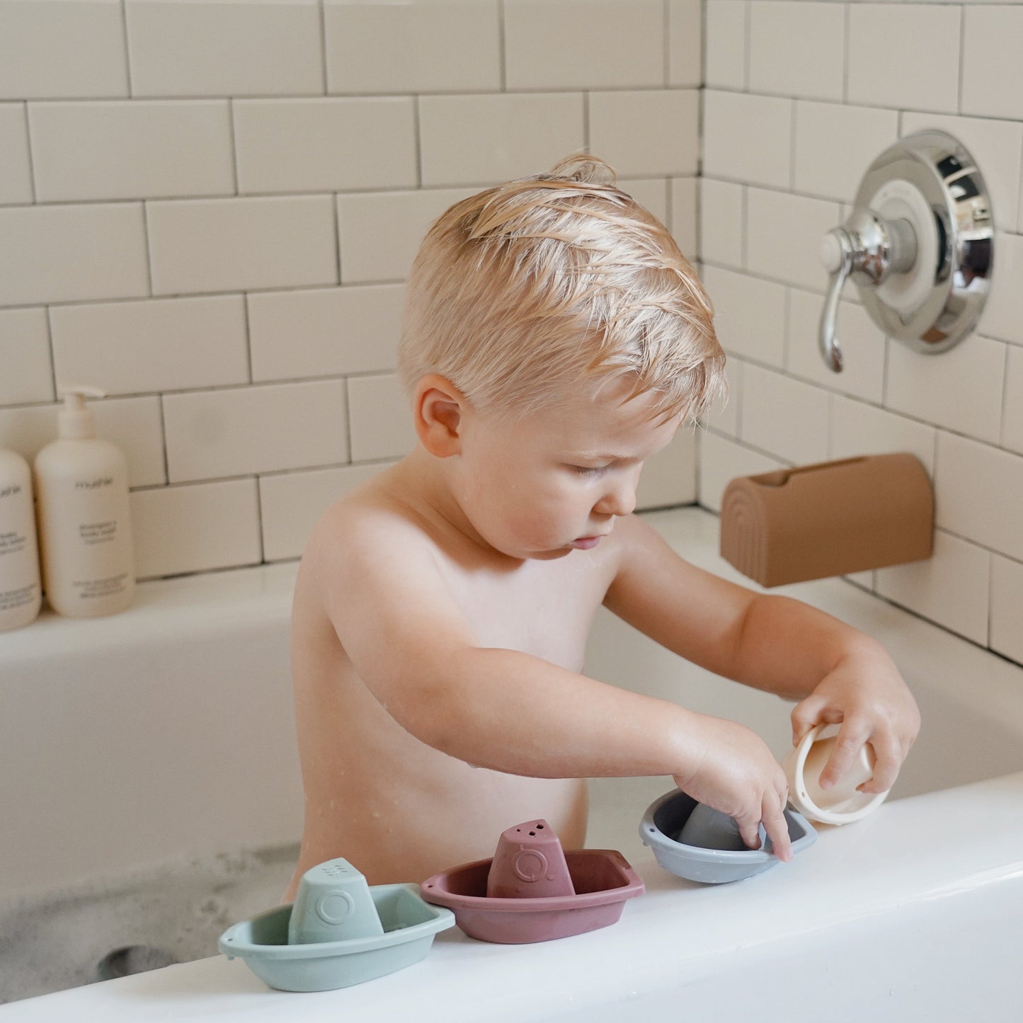 Spout Cover - Babies in Bloom