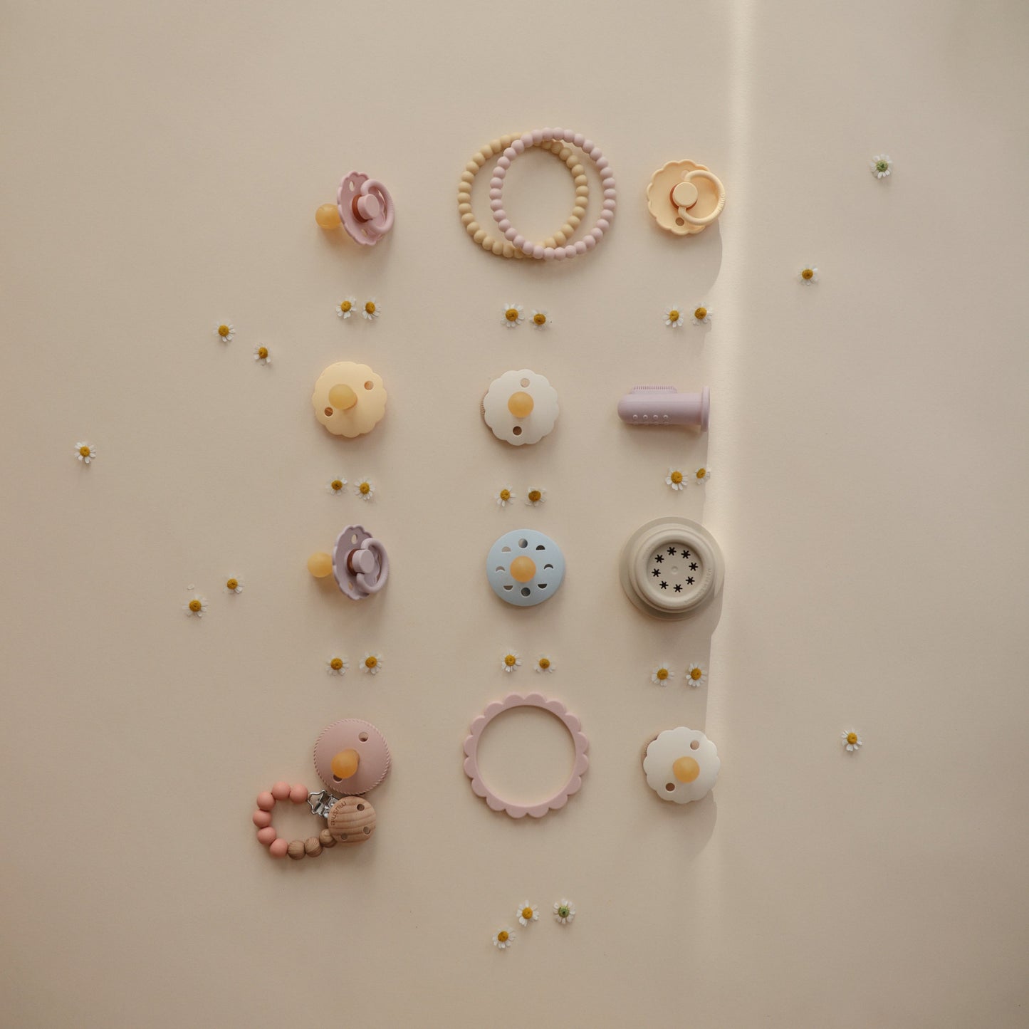 Silicone Pacifier Clip | Eva - Babies in Bloom