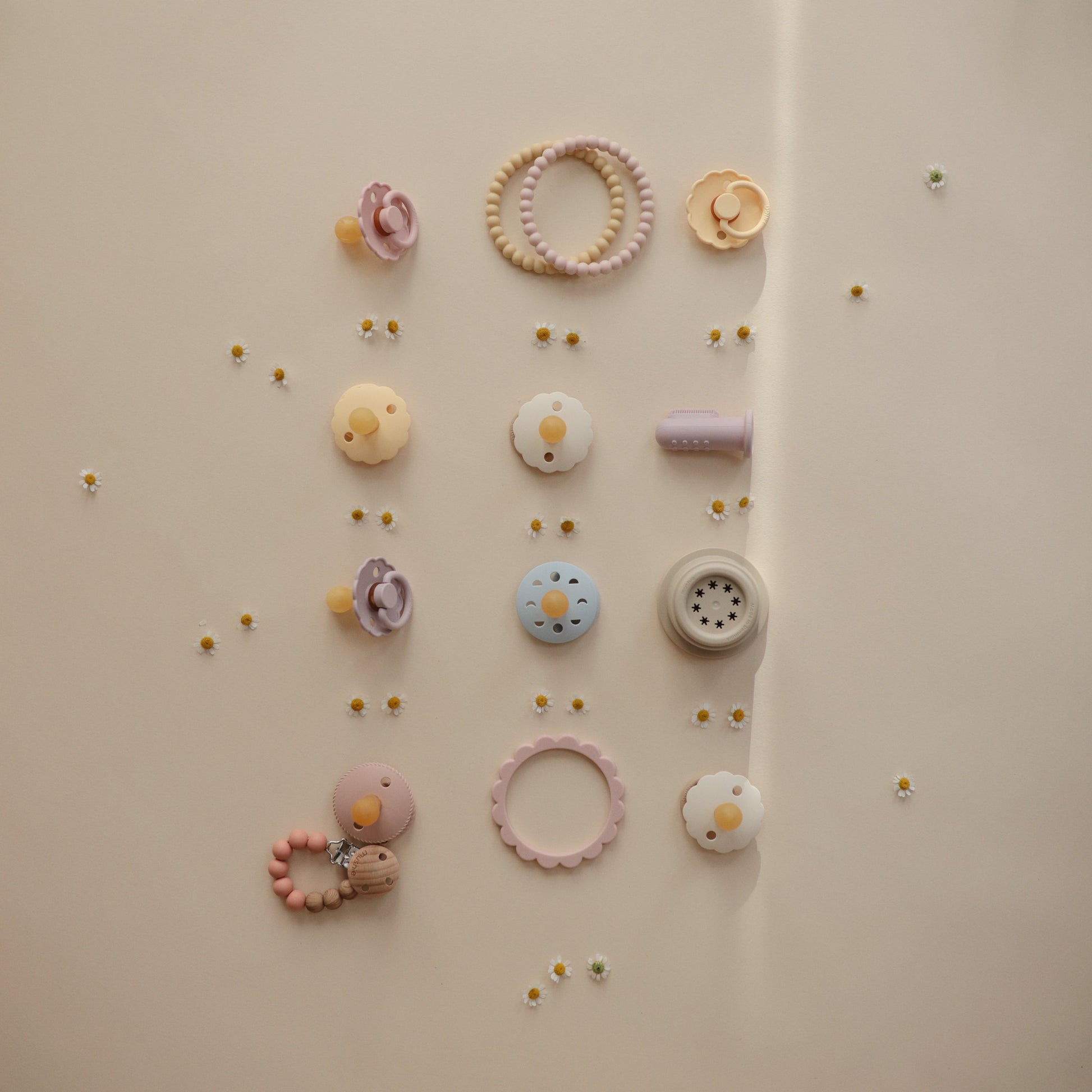 Silicone Pacifier Clip | Eva - Babies in Bloom