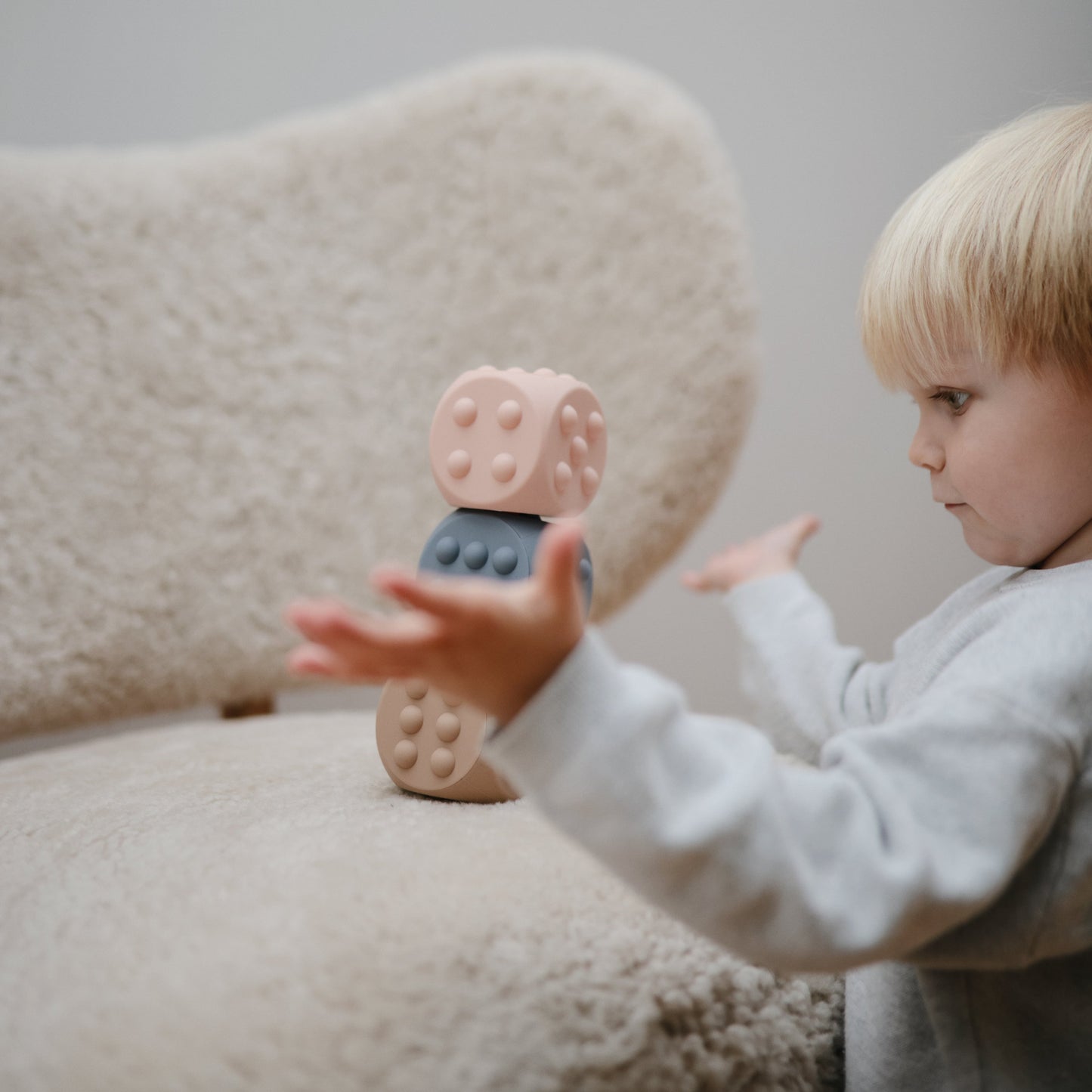 Dice Press Toy - Babies in Bloom