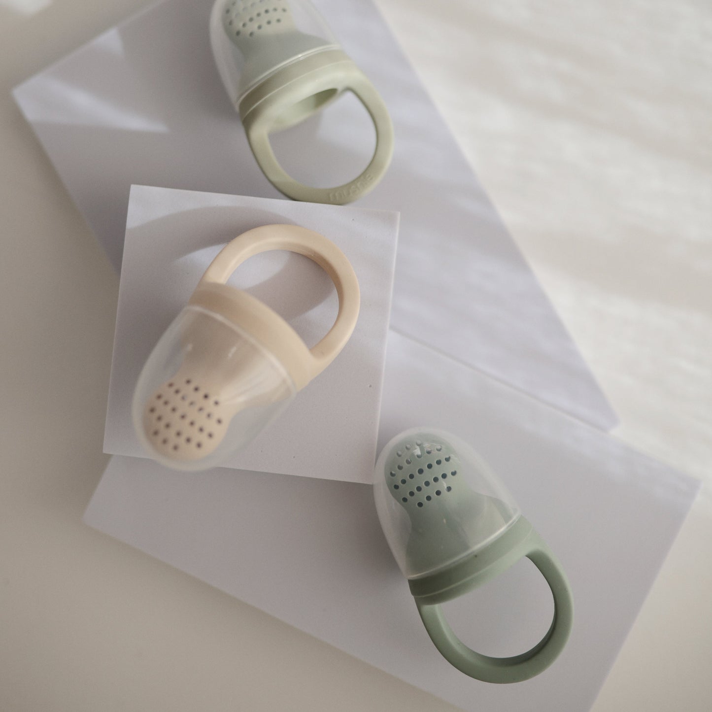Silicone Fresh Food Feeder - Babies in Bloom