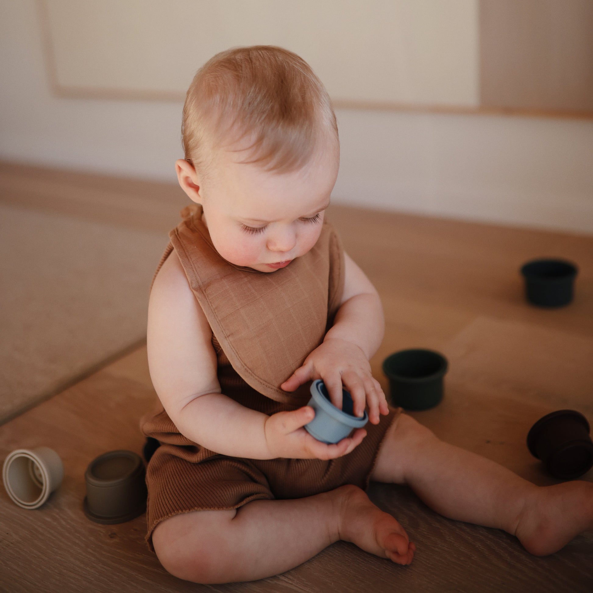 Muslin Bib - Babies in Bloom