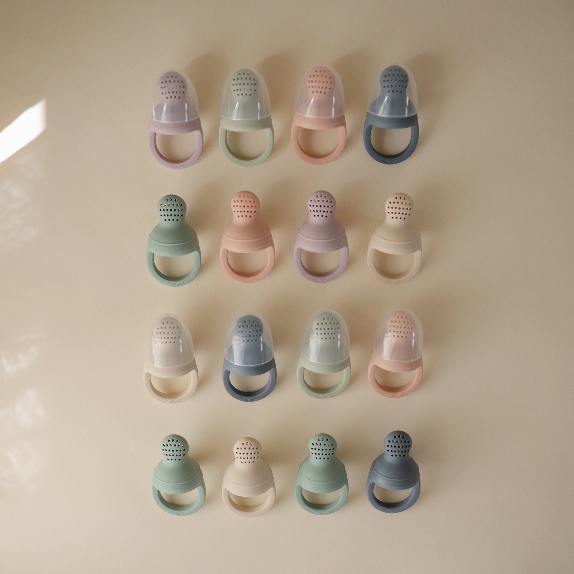 Silicone Fresh Food Feeder - Babies in Bloom
