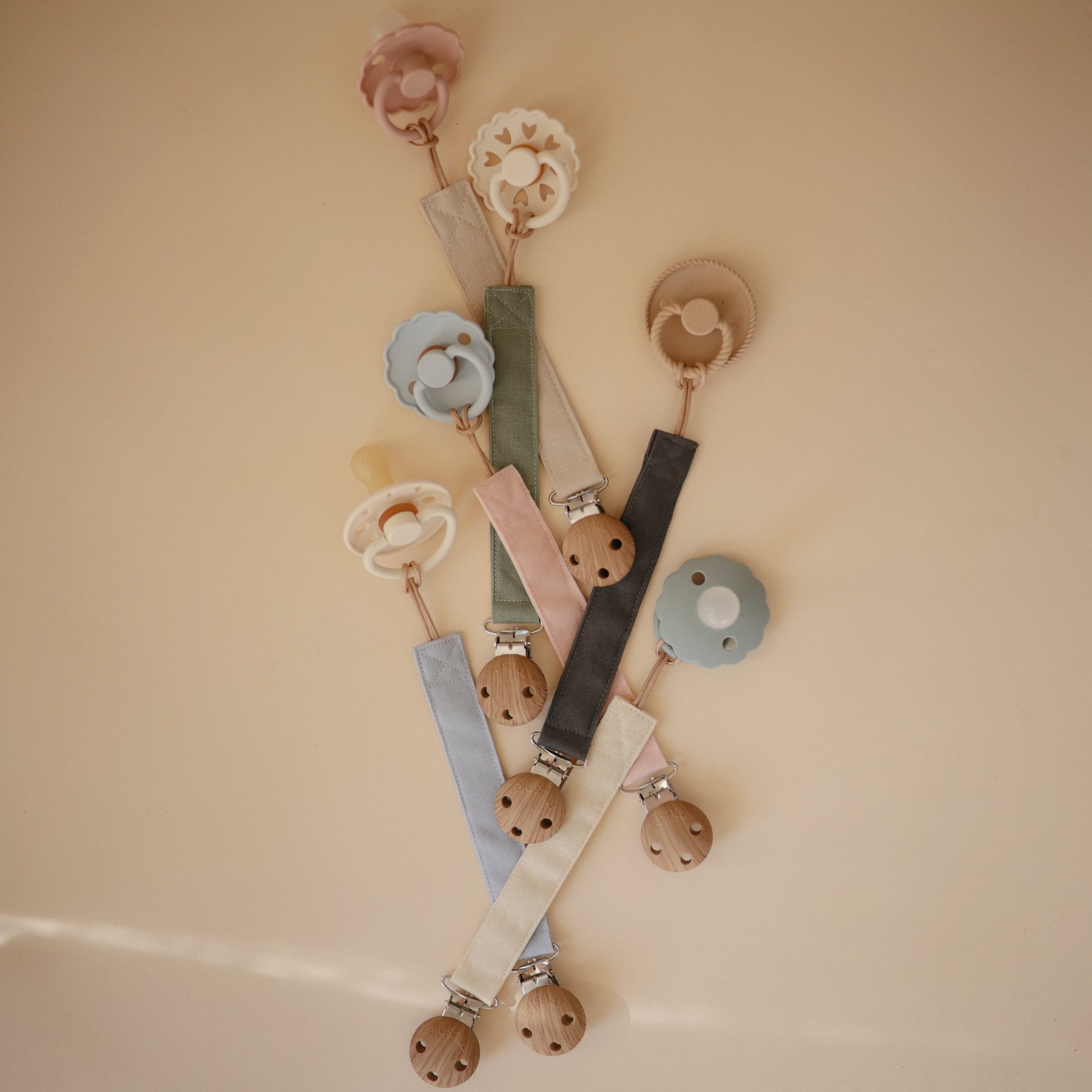 Linen Pacifier Clip 2-Pack - Babies in Bloom