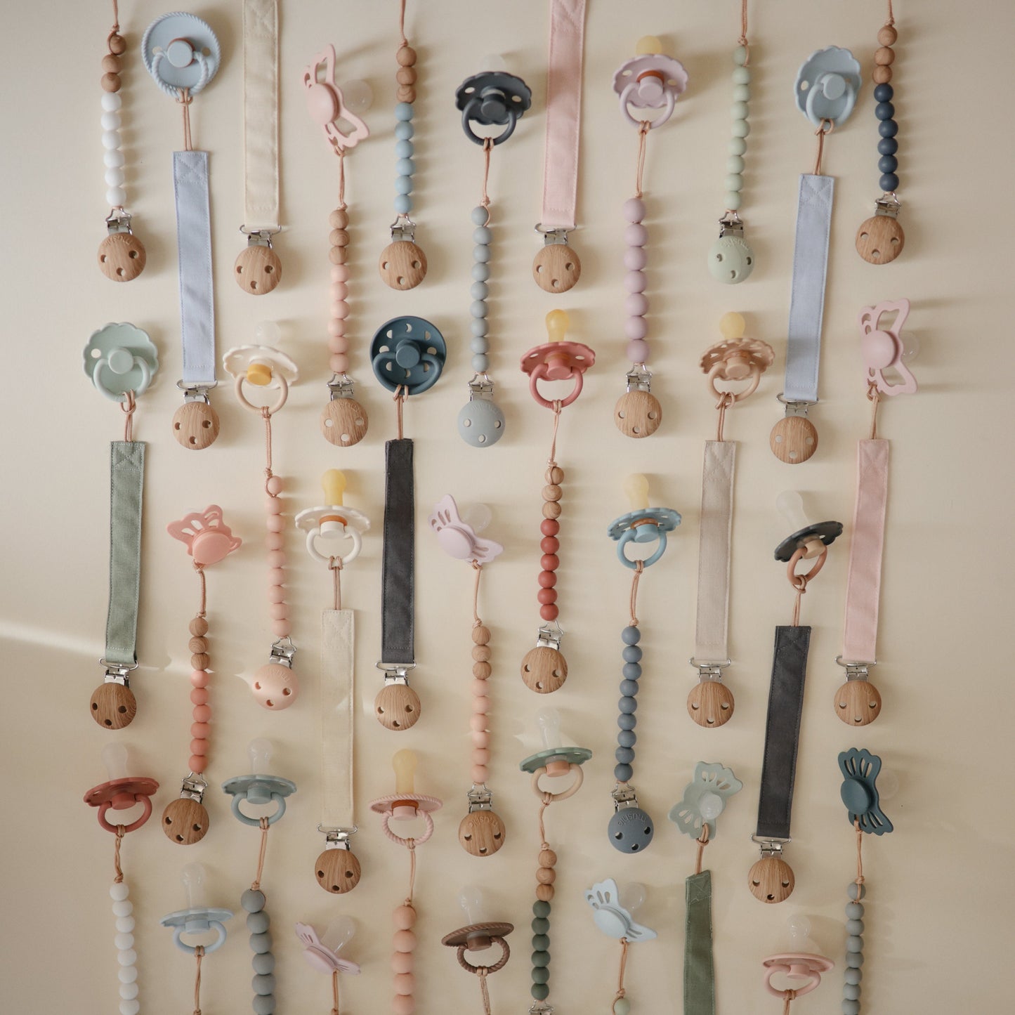 Linen Pacifier Clip 2-Pack - Babies in Bloom