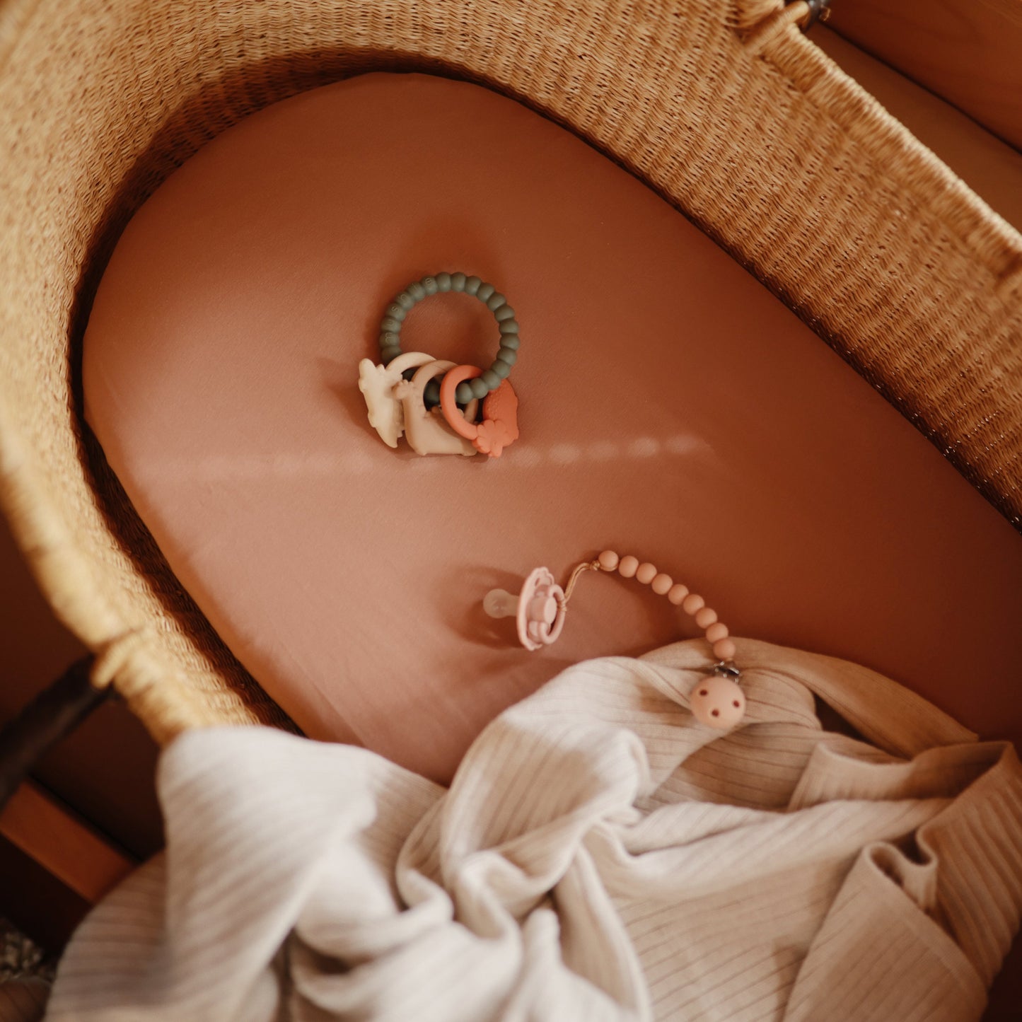 Stretchy Bassinet Sheet - Babies in Bloom